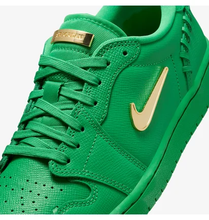 Кросівки жіночі Air Jordan 1 Low Method Of Make Green FN5032-300
