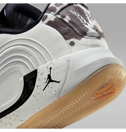 Кроссовки мужские Air Jordan Luka 4 Gone Ranching White/Black IB7903-100