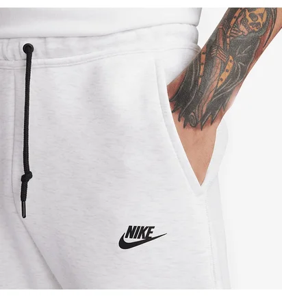 Штаны мужские Nike Sportswear Tech Fleece Joggers White FB8002-051