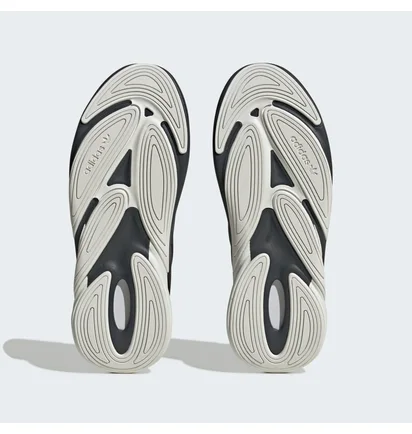 Кроссовки мужские Adidas Ozelia Shoes Black IE2001