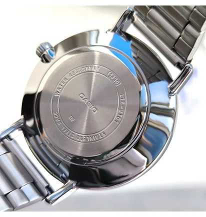 Часы женские Casio Timeless Collection LTP-VT01D-4B2