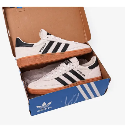 Кроссовки унисекс Adidas Handball Spezial W Beige IF6562