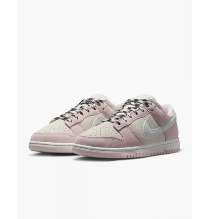 Кросівки жіночі Nike Dunk Low Lx W Pink/Beige DV3054-600