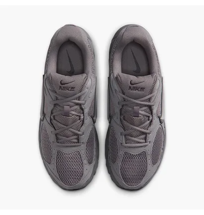 Кросівки чоловічі Nike V5 Rnr Suede Grey II6292-006