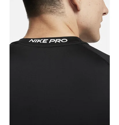 Футболка мужская Nike Pro MenS Dri-Fit Slim Short-Sleeve Top Black FB7929-010