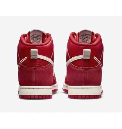 Кросівки чоловічі Nike Dunk High Se Red DH0960-600