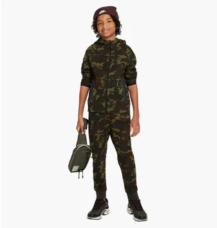 Спортивный костюм детский Nike Sportswear Tech Fleece Camo/Green FN9118-010__FN9120-010