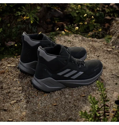 Ботинки унисекс Adidas Terrex Trailmaker 2.0 Mid Gore-Tex Hiking Shoes Black IE9062