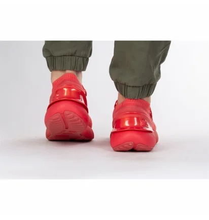 Кроссовки мужские Under Armour Hovr Phantom 3 Mtlc Red 3025520-601