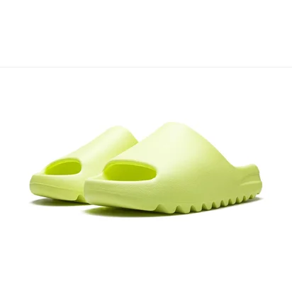 Тапочки мужские Adidas Yeezy Slide Green HQ6447