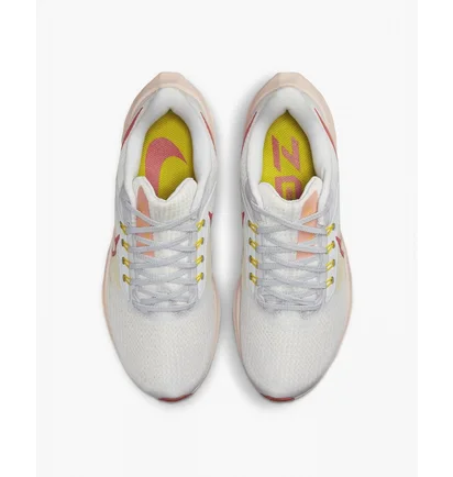 Кросівки жіночі Nike Air Zoom Pegasus 39 White/Peach Dh4072-501