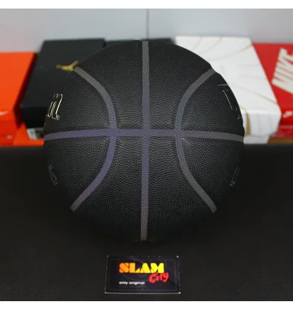 Баскетбольний м'яч Wilson Luminous Iridescent Black WTB2027XB07