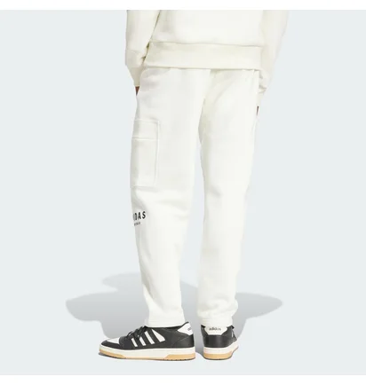 Штаны мужские Adidas All Szn Fleece Graphic Loose Sportswear White JJ3664