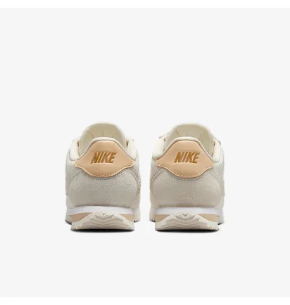 Кросівки жіночі Nike Cortez White IB8879-211