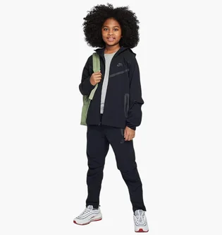 Спортивний костюм дитячий Nike Sportswear Tech Fleece Black HQ8911-010__HQ8921-010