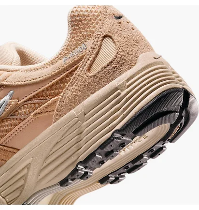 Кросівки чоловічі Nike P-6000 Se Brown HF0015-202