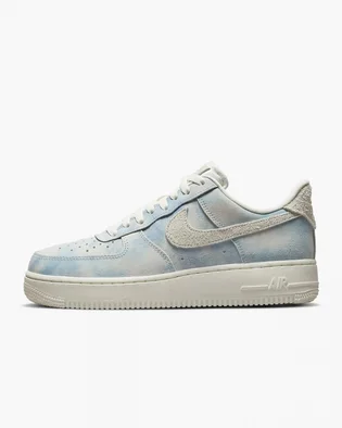 Кросівки жіночі Nike Air Force 1 07 Se Light Blue Fd0883-400