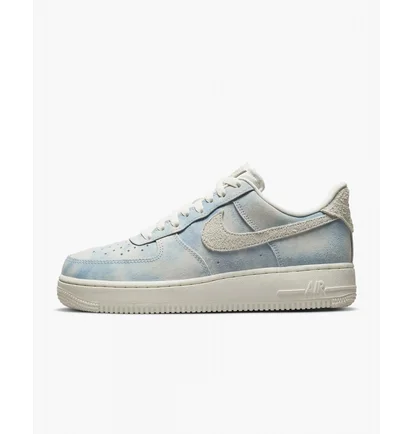 Кроссовки женские Nike Air Force 1 07 Se Light Blue Fd0883-400