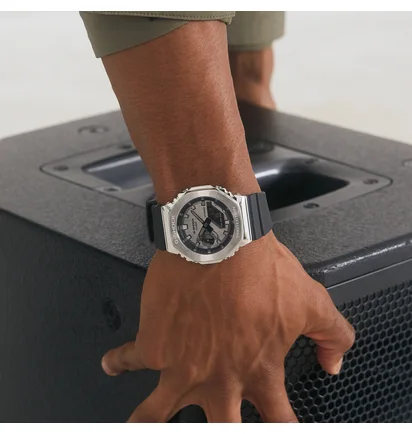 Часы мужские Casio G-Shock Standard GM-2100-1A