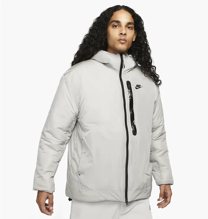 Куртка чоловіча Nike M Tf Filled Jkt Wvn Tech+ Grey Dq4742-016