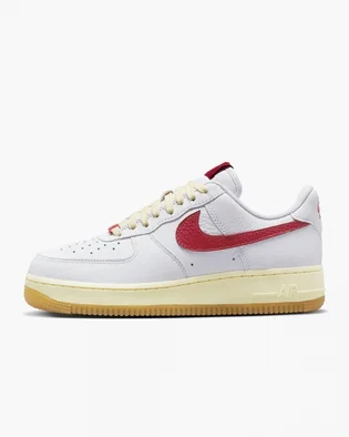 Кросівки жіночі Nike Air Force 1 07 White FN3493-100