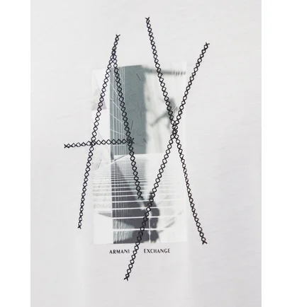 Футболка мужская Armani Exchange Regular Fit Graphic Print White XM001440-AF10358-U0009