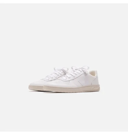 Кеды женские Veja Wmns V10 Extra White VX0201270A