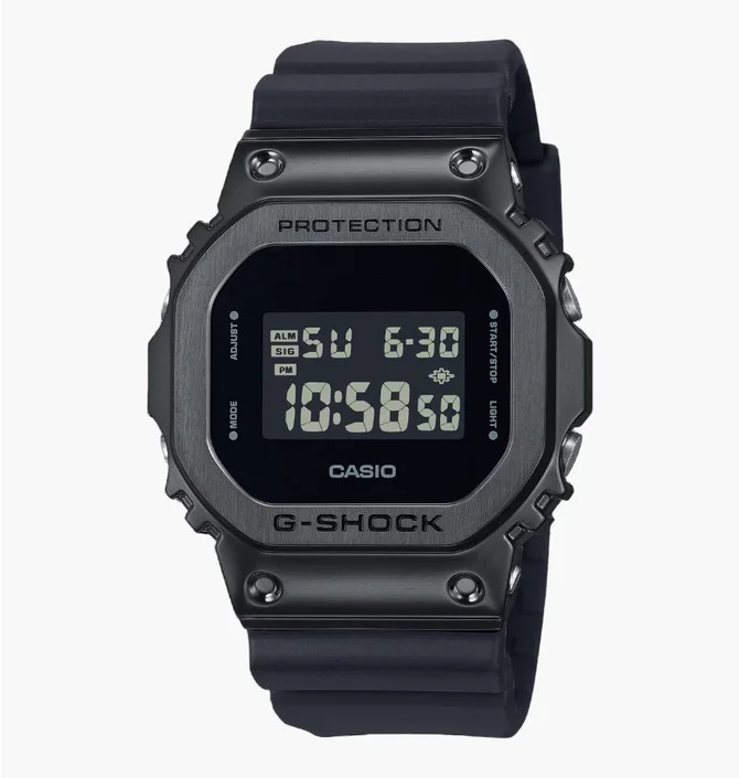 Часы мужские Casio G-Shock GM-5600UB-1ER