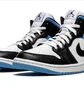 Кроссовки женские Air Jordan Wmns 1 Mid White/Black BQ6472-102