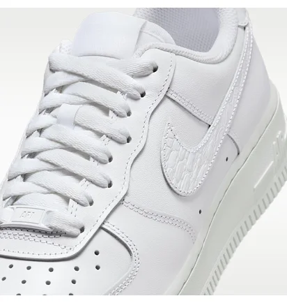 Кросівки жіночі Nike Air Force 1 07 Se White IO4837-100