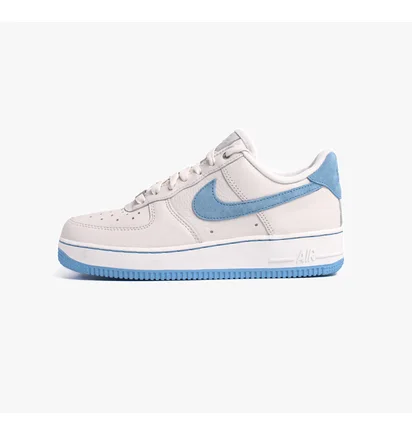 Кросівки жіночі Nike Air Force 1 Lxx Beige Dx1193-100