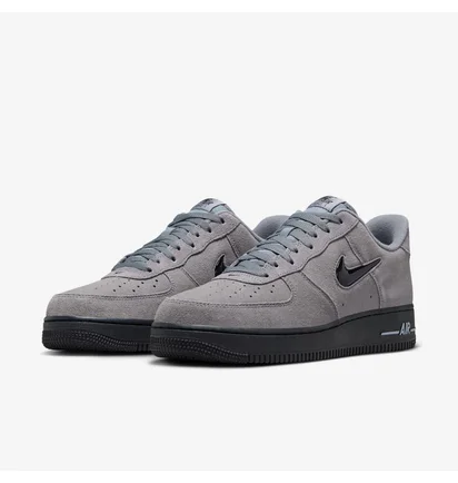 Кросівки чоловічі Nike Air Force 1 Low Jewel Suede Grey HQ3827-001