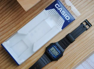 Часы унисекс Casio F-105W-1A