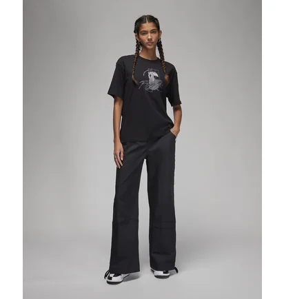 Футболка женская Air Jordan Graphic T-Shirt Black FD7244-010