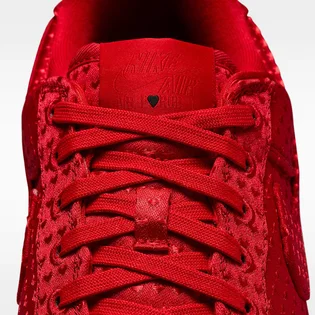 Кросівки чоловічі Nike Air Force 1 Retro Valentine’S Day MenS Shoes Red IB6836-600