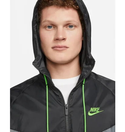 Куртка чоловіча Nike Wvn Lnd Wr Hd Jkt Grey/Green DA0001-065