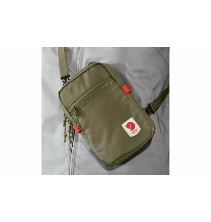 Сумка унисекс Fjallraven High Coast Olive 23226.620