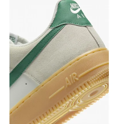 Кросівки чоловічі Nike Air Force 1 07 Lv8 Beige FQ8714-001