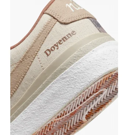 Кроссовки мужские Nike Sb Blazer Low X Doyenne Beige DZ3406-100