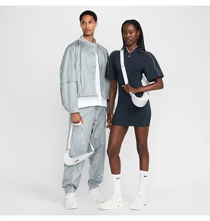 Сумка унисекс Nike Jacquemus Le Swoosh Bag White DQ0324-100