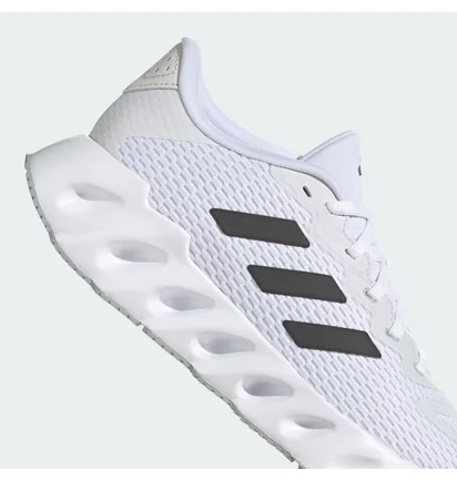 Кроссовки женские Adidas Switch Run Grey IF5732