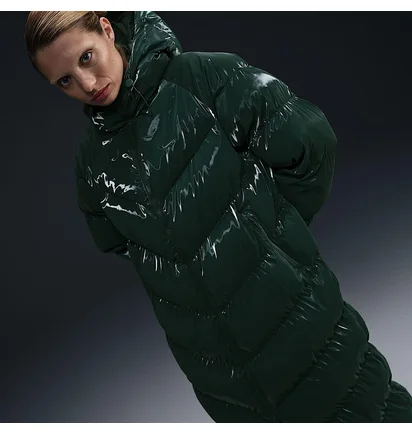 Парка женская Nike Nsw Tf Os Shn Snfl Wnpfr Pka Green FV7827-338