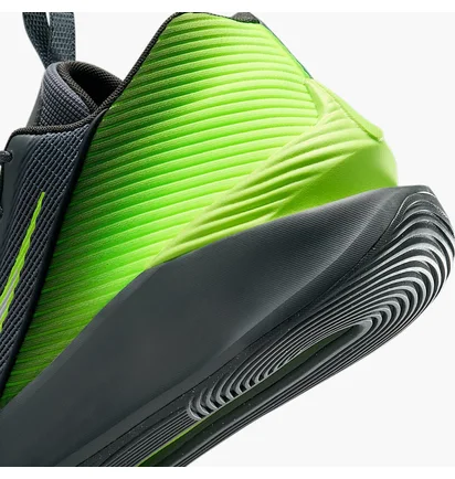 Кросівки чоловічі Nike Gt Jump Academy Grey/Green FV5524-004