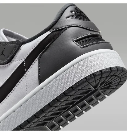 Кроссовки мужские Air Jordan 1 Low Flyease White/Black DM1206-100