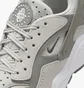 Кросівки чоловічі Nike Air Huarache Runner Grey/Beige DZ3306-004