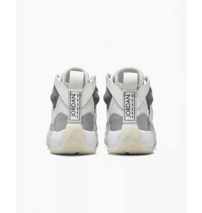 Кросівки жіночі Nike Jumpman Two Trey White Dr9631-002