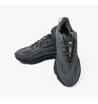 Кросівки чоловічі Adidas Originals Ozweego Celox Black IE1635