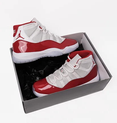 Кроссовки мужские Air Jordan 11 Retro White/Red Ct8012-116