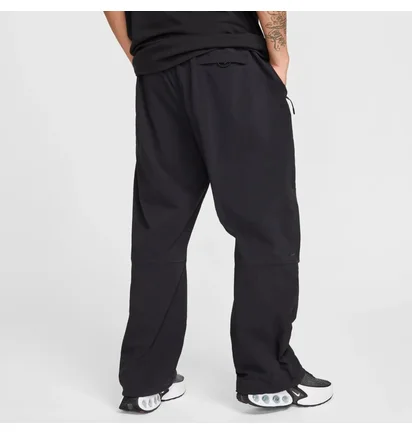 Спортивный костюм мужской Nike Tech Woven Black HM7151-010__HM7158-010