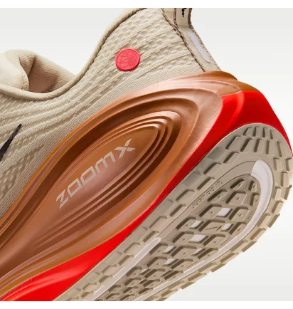 Кроссовки мужские Nike Vomero Plus MenS Road Running Shoes Brown/Beige IM6679-258